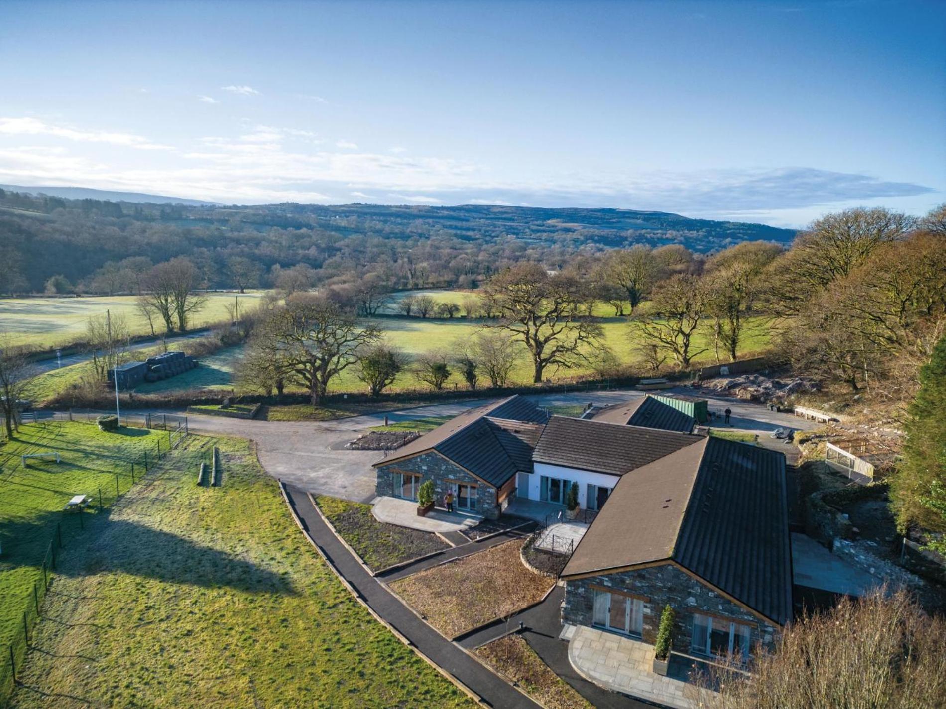 Suite 3 - Sleeping Giant Hotel - Pen Y Cae Inn Brecon Eksteriør billede