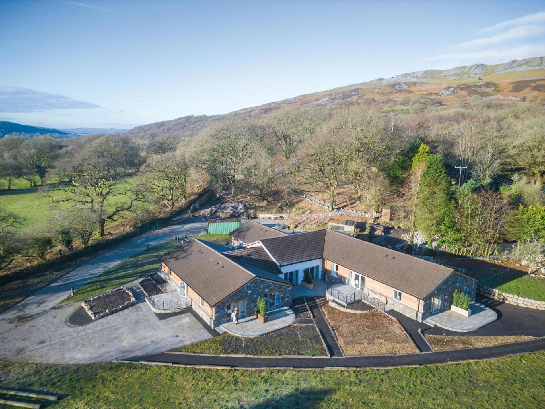 Suite 3 - Sleeping Giant Hotel - Pen Y Cae Inn Brecon Eksteriør billede